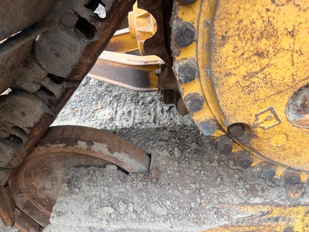 CAT D 6 T LGP 履带式推土机