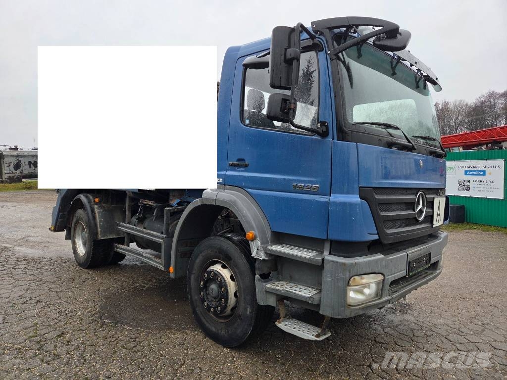 Mercedes-Benz AXOR 1828 + 1833 4x2 chassis, blatt/blatt Kamioni sa otvorenim sandukom