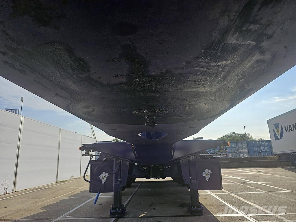 Floor N/A MULTI LIKE NEW Containerchassis