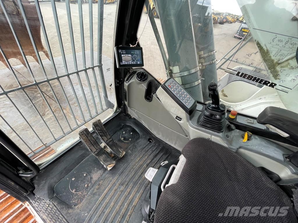 Liebherr R950 SHD (R944 / R945 / R946) حفارات زحافة