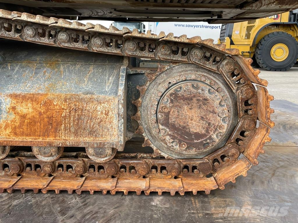 Liebherr R950 SHD (R944 / R945 / R946) حفارات زحافة