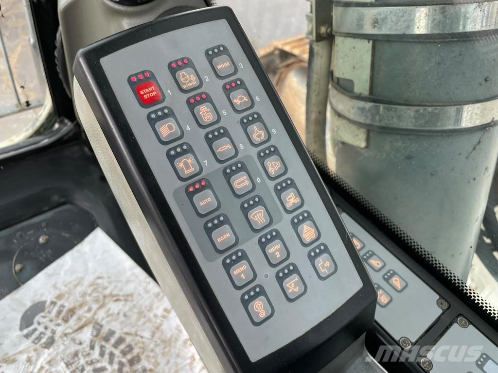 Liebherr R950 SHD (R944 / R945 / R946) حفارات زحافة