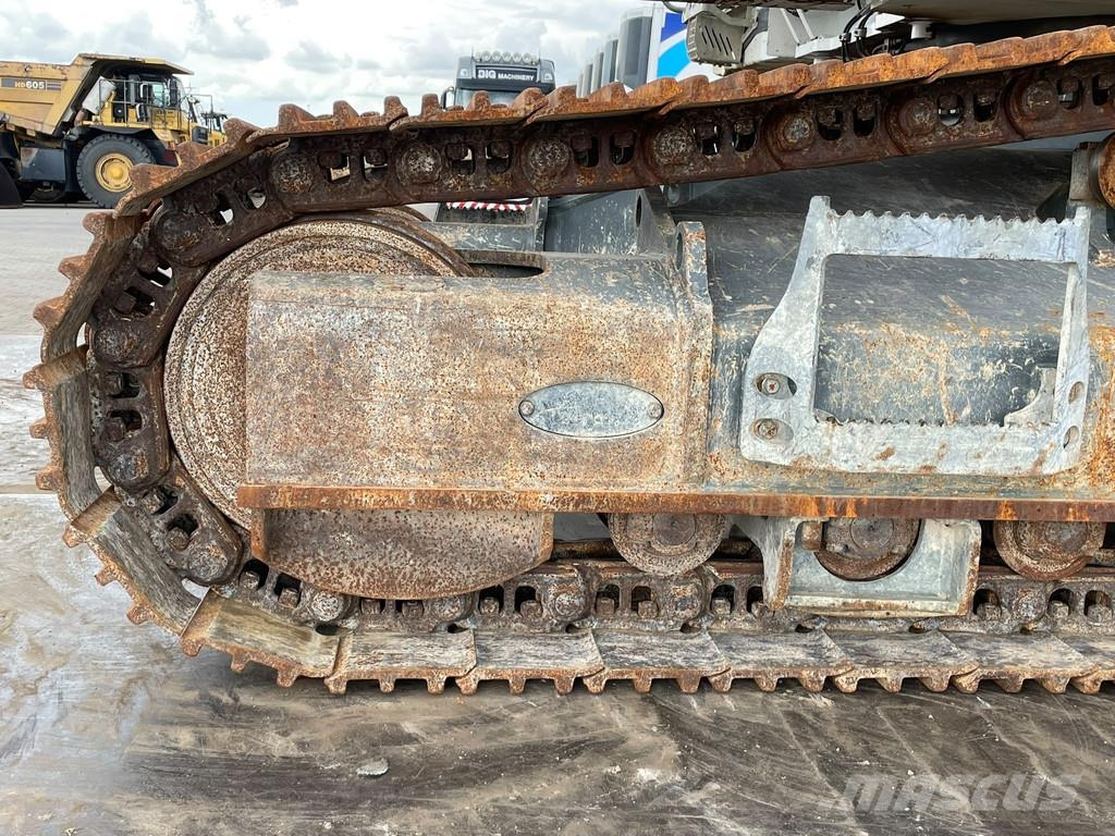 Liebherr R950 SHD (R944 / R945 / R946) حفارات زحافة