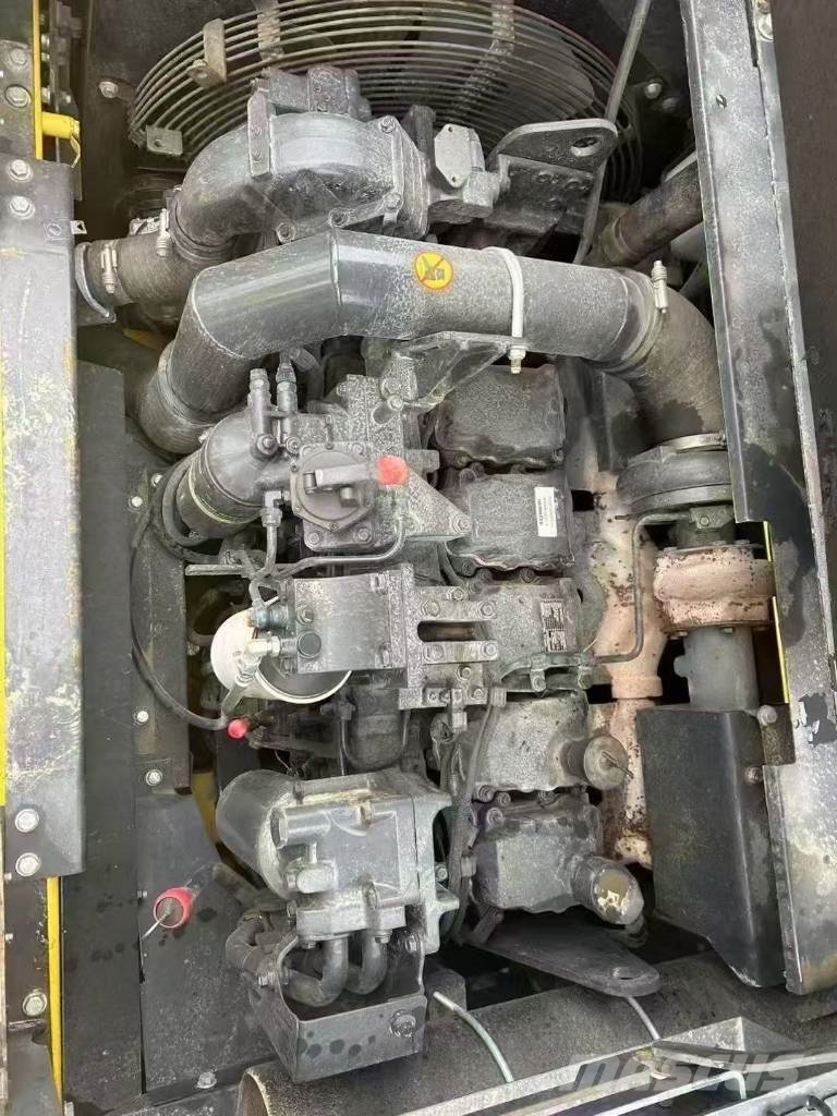 Komatsu 400-8 Escavadeiras de esteiras