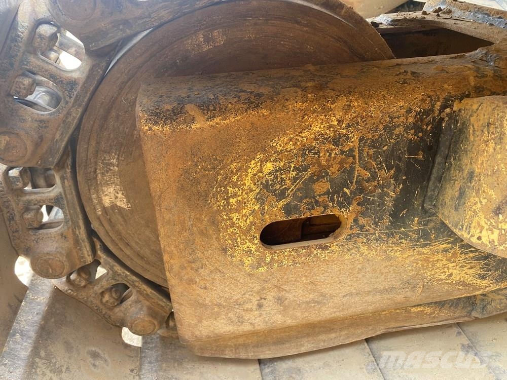 JCB 140X Bagri goseničarji