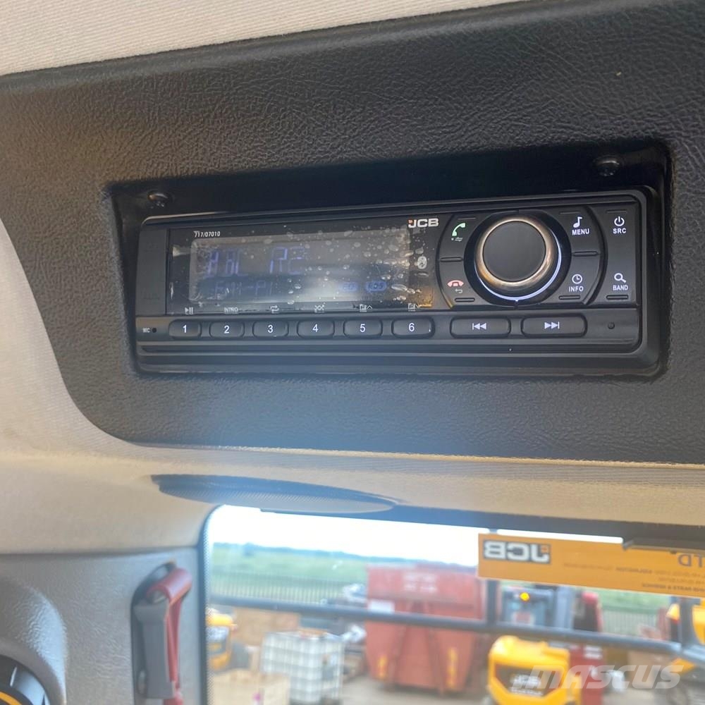 JCB 140X Bagri goseničarji