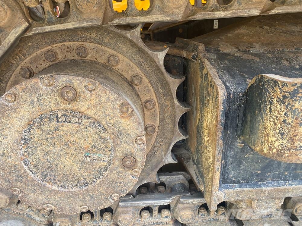 JCB 140X Bagri goseničarji