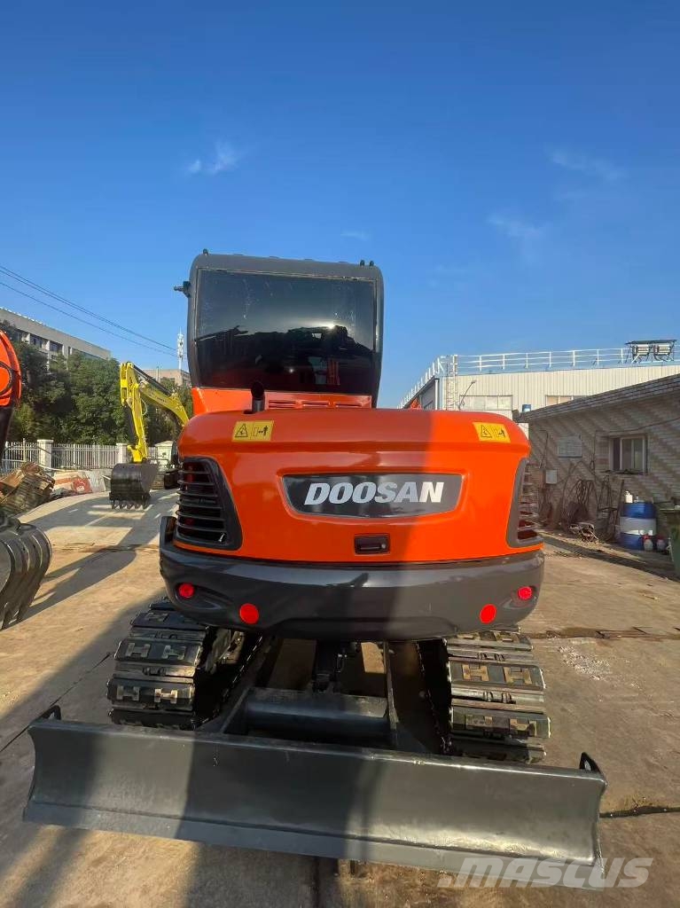 Doosan DX60-9C Mini bagri <7t