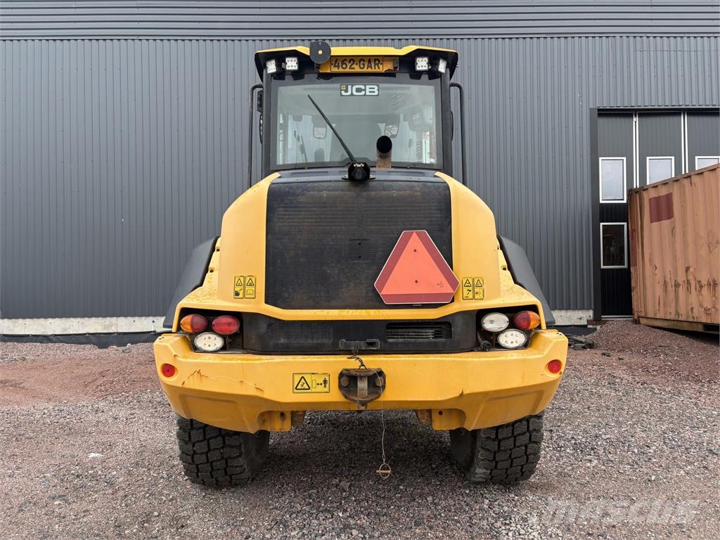 JCB 413K pyöräkuormaaja Cargadoras sobre ruedas