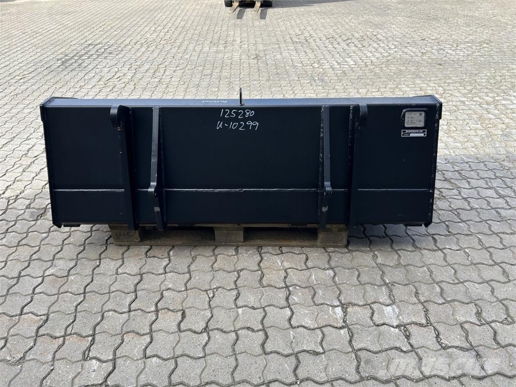 JST LÆSSESKOVL, JST TYPE SSS Baldes