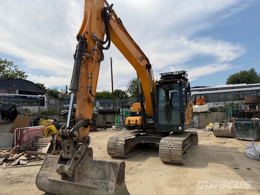 Hyundai HX 140L C Верижен екскаватор