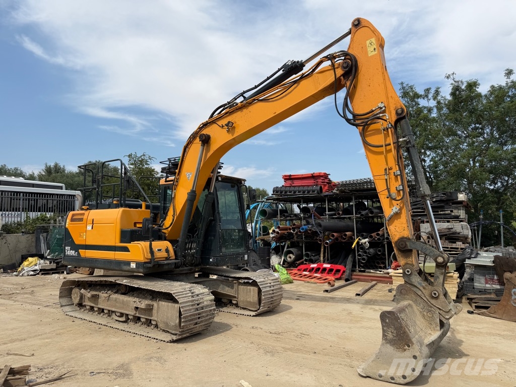 Hyundai HX 140L C Верижен екскаватор