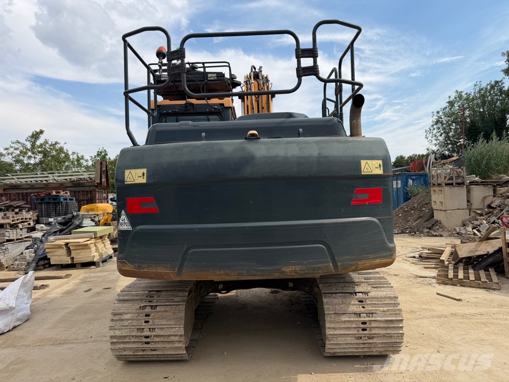 Hyundai HX 140L C Верижен екскаватор