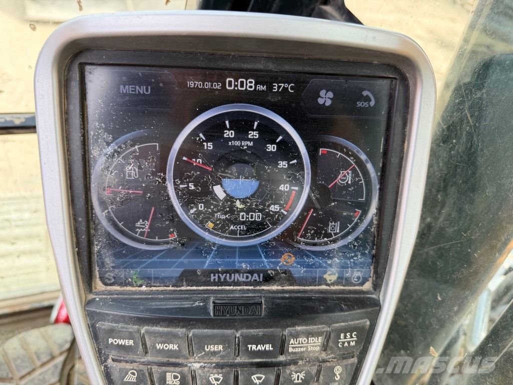 Hyundai HX 140L C Верижен екскаватор