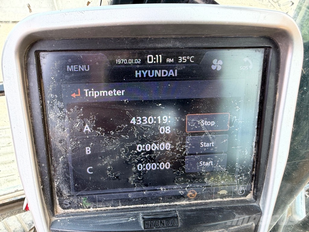 Hyundai HX 140L C Верижен екскаватор