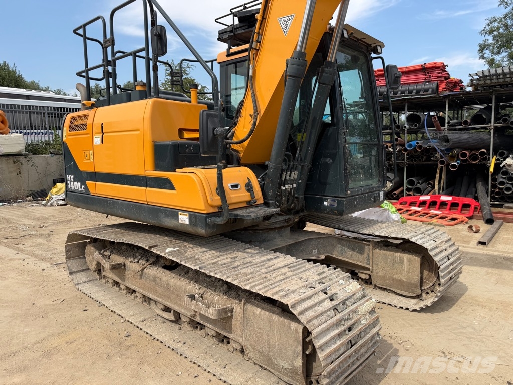 Hyundai HX 140L C Верижен екскаватор