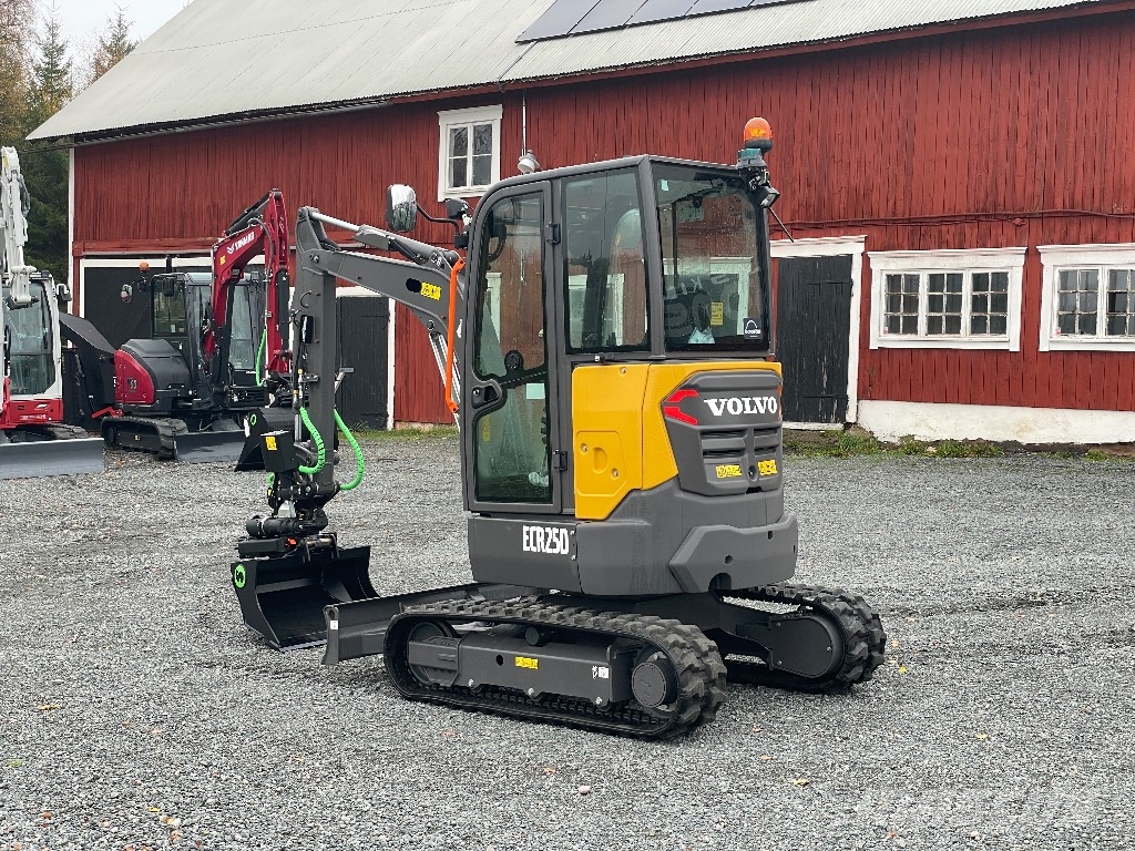 Volvo ECR25D Steelwrist X04 ink Grip - 26 Mini excavators < 7t (Mini diggers)