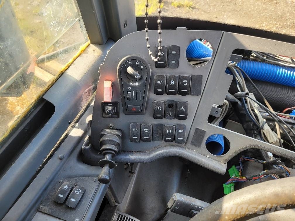 Volvo B 12 M FOR SPARE PARTS Tūrisma autobusi