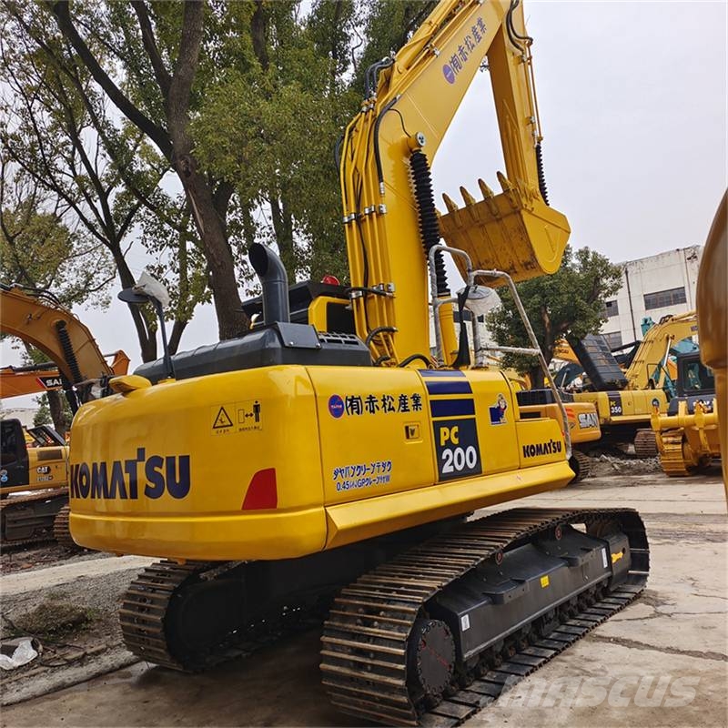 Komatsu PC 200-8 - 28th Anniversary Promotion Price Telakaivukoneet