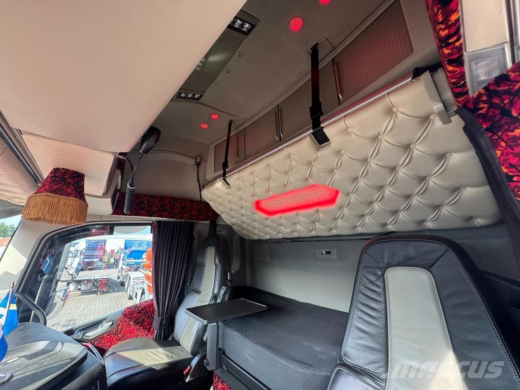 Volvo FH 500 Globetrotter XL Special / Full Air / Euro 6 Tractor Units