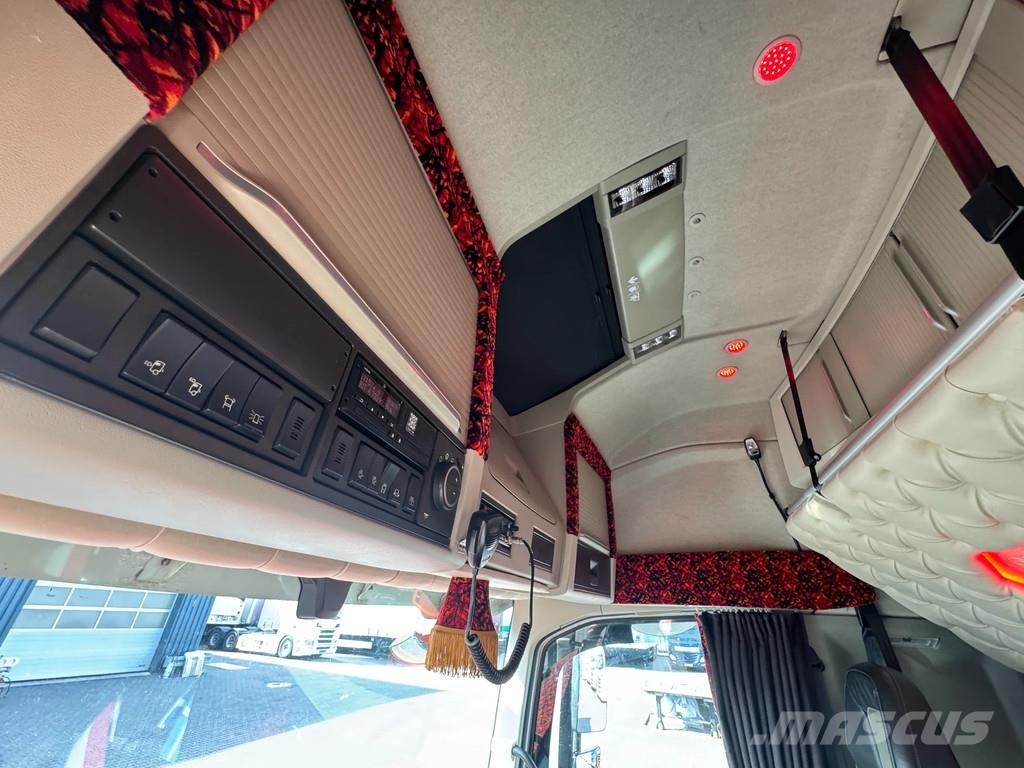 Volvo FH 500 Globetrotter XL Special / Full Air / Euro 6 Camiones tractor