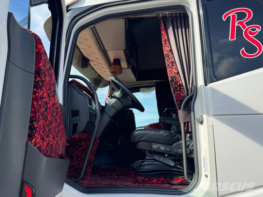 Volvo FH 500 Globetrotter XL Special / Full Air / Euro 6 Tractor Units