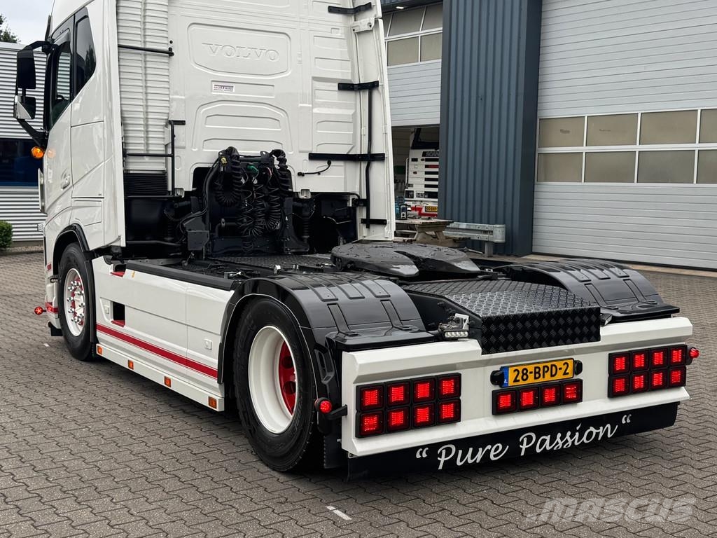 Volvo FH 500 Globetrotter XL Special / Full Air / Euro 6 Tractor Units