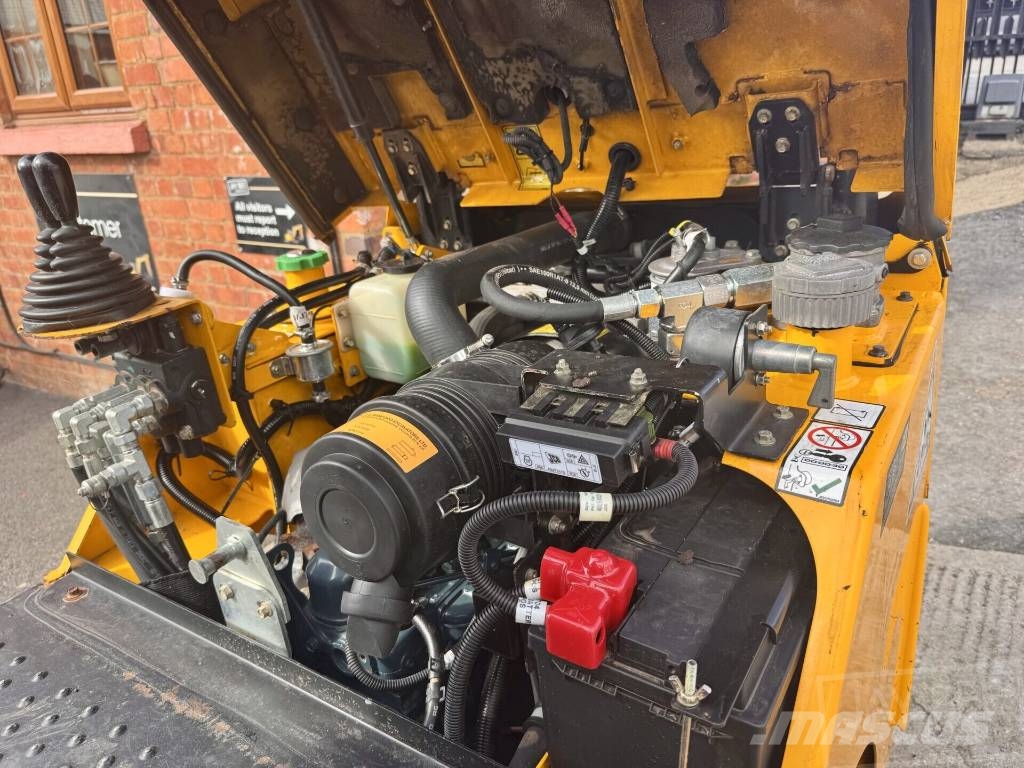 JCB 1 T Site dumpers
