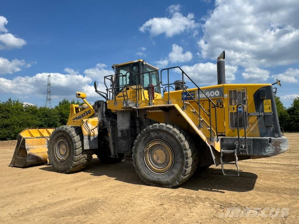 Komatsu WA600-6 ** BJ. 2016 ** 21000H/ Motor neu überholt Rataslaadurid