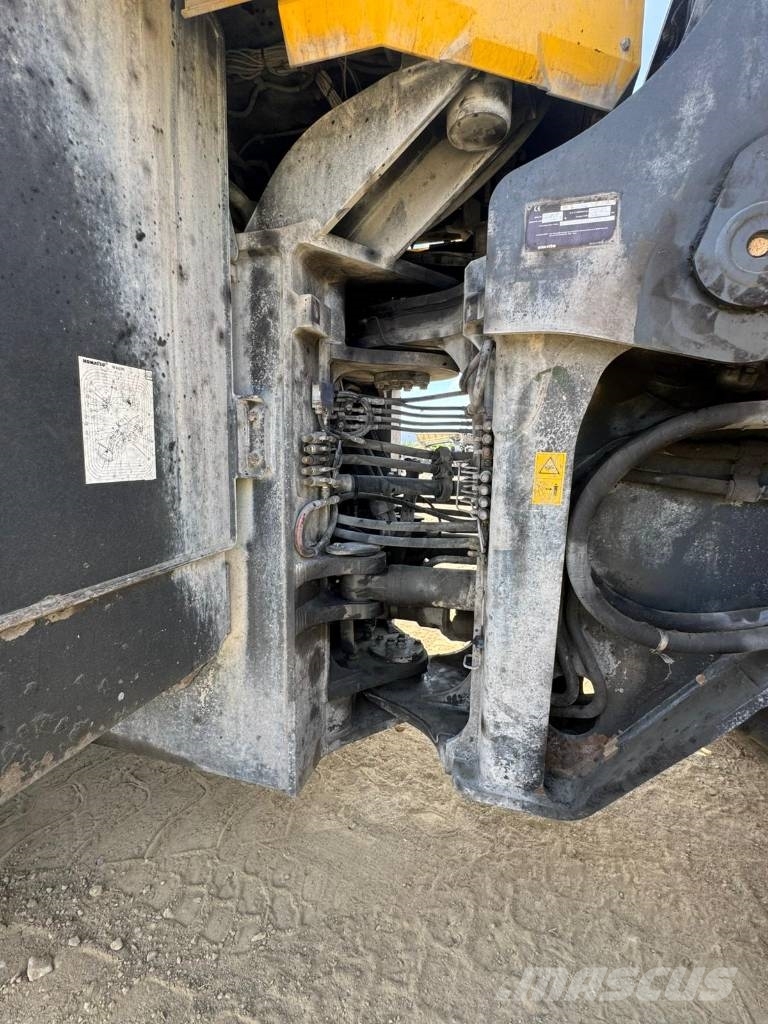 Komatsu WA600-6 ** BJ. 2016 ** 21000H/ Motor neu überholt Rataslaadurid