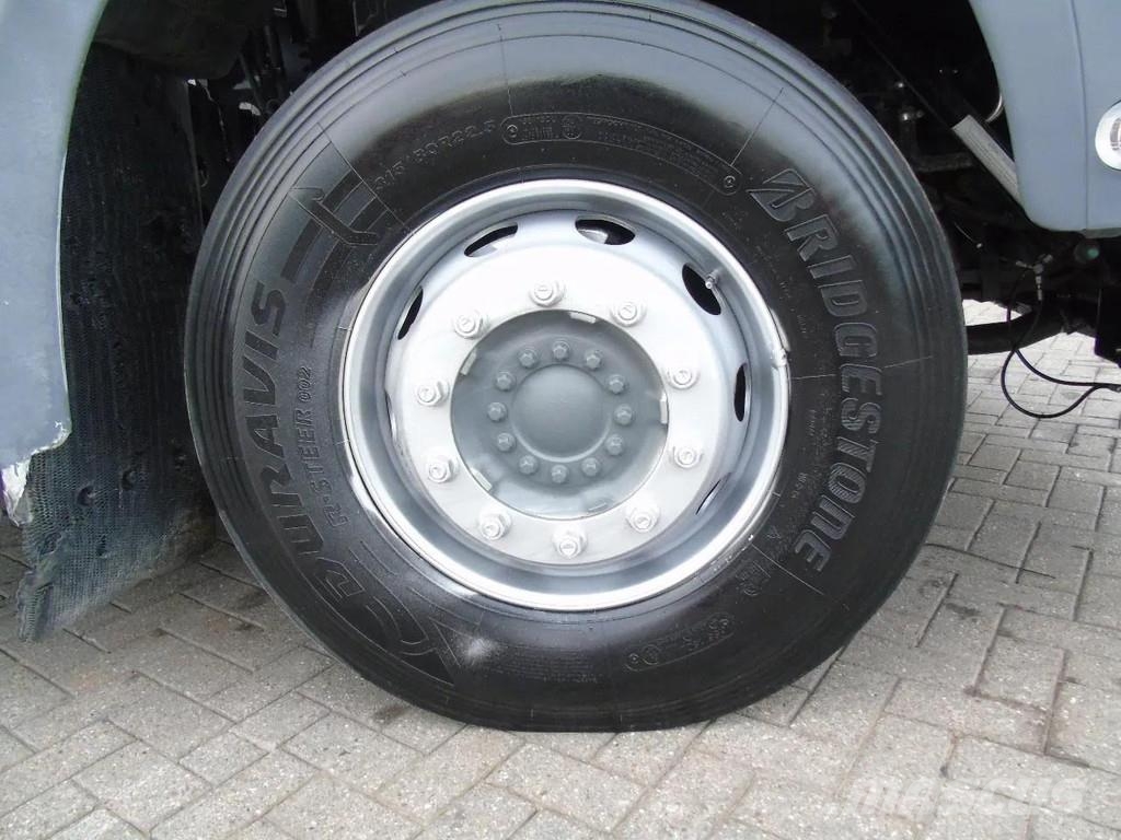 MAN TGS 28.470 + 20T hook + 6x2 Camiones polibrazo
