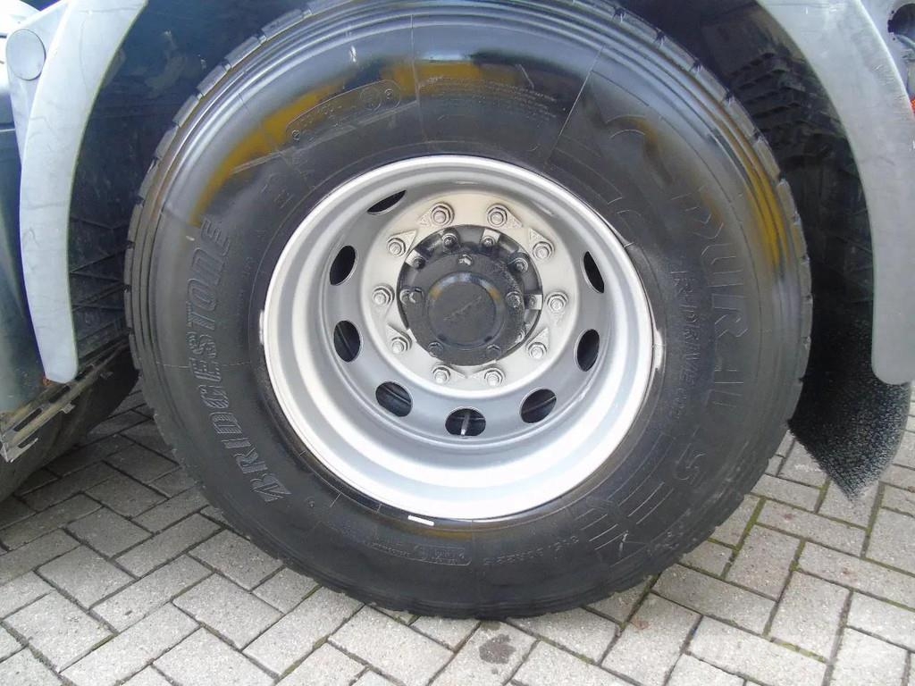 MAN TGS 28.470 + 20T hook + 6x2 Camiones polibrazo