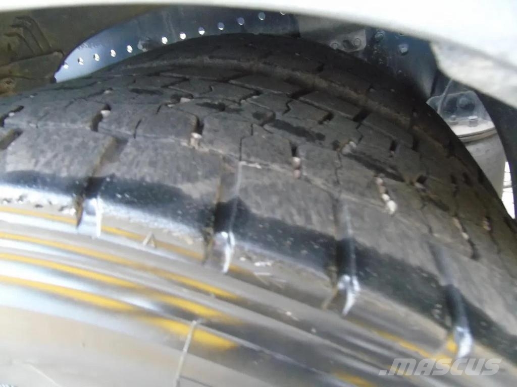 MAN TGS 28.470 + 20T hook + 6x2 Camiones polibrazo