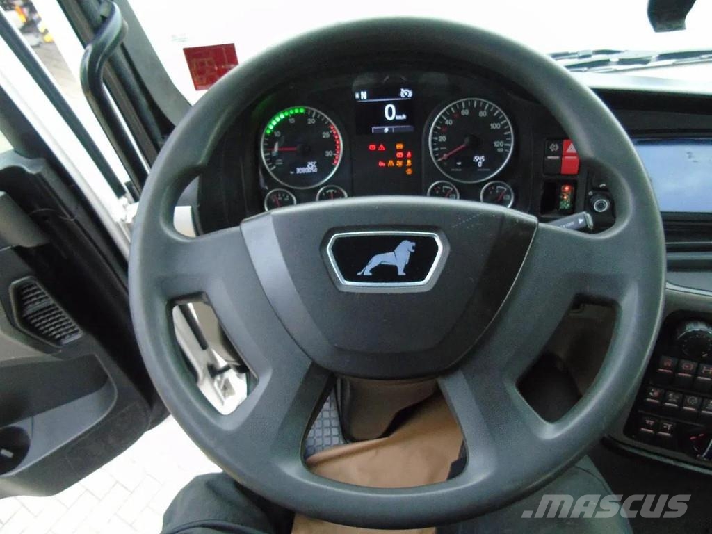 MAN TGS 28.470 + 20T hook + 6x2 Camiones polibrazo