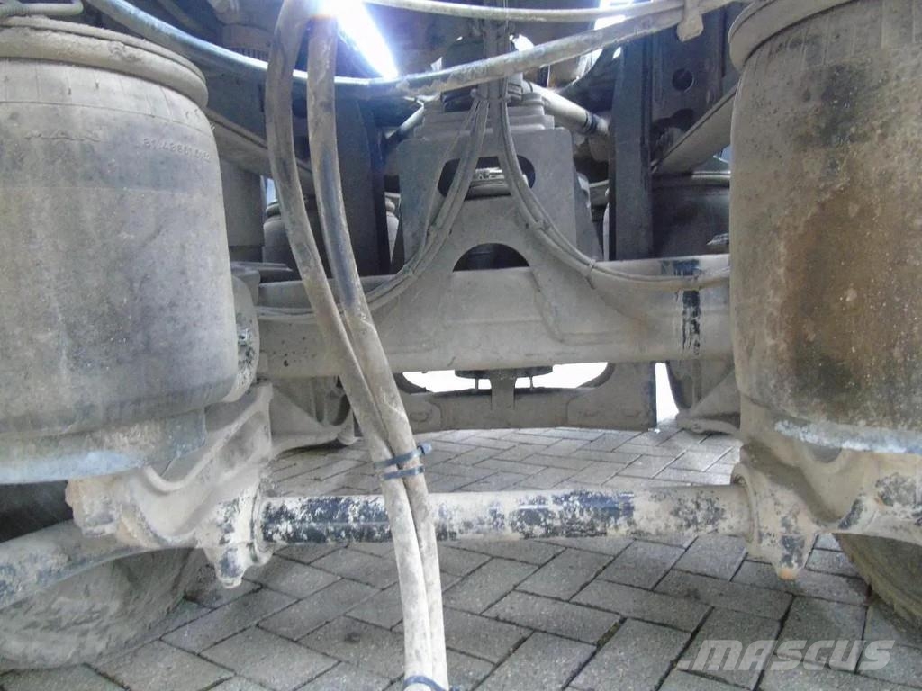 MAN TGS 28.470 + 20T hook + 6x2 Camiones polibrazo