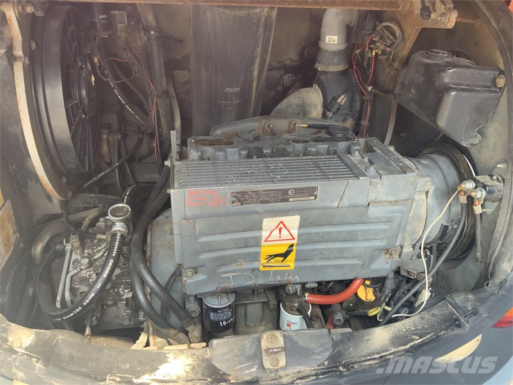Atlas 80 لوادر بعجل