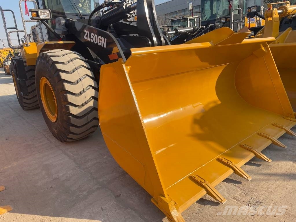XCMG ZL 50 GN Фронтальные погрузчики