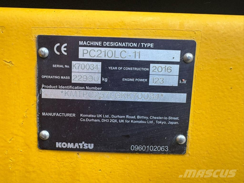 Komatsu PC210 LC-11 . Raupenbagger