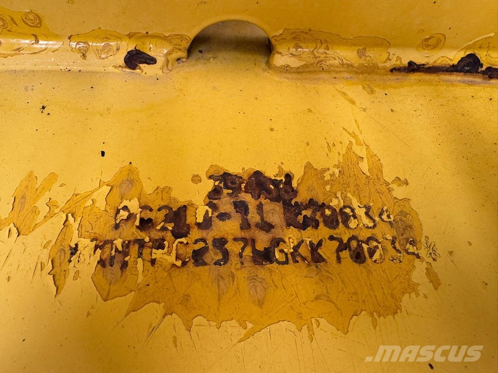 Komatsu PC210 LC-11 . Raupenbagger
