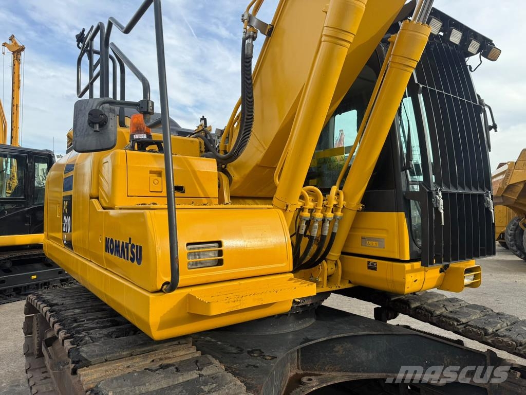Komatsu PC210 LC-11 . Raupenbagger