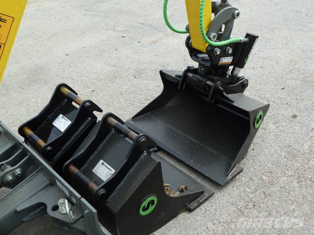 Wacker Neuson 803 Mini excavators < 7t (Mini diggers)