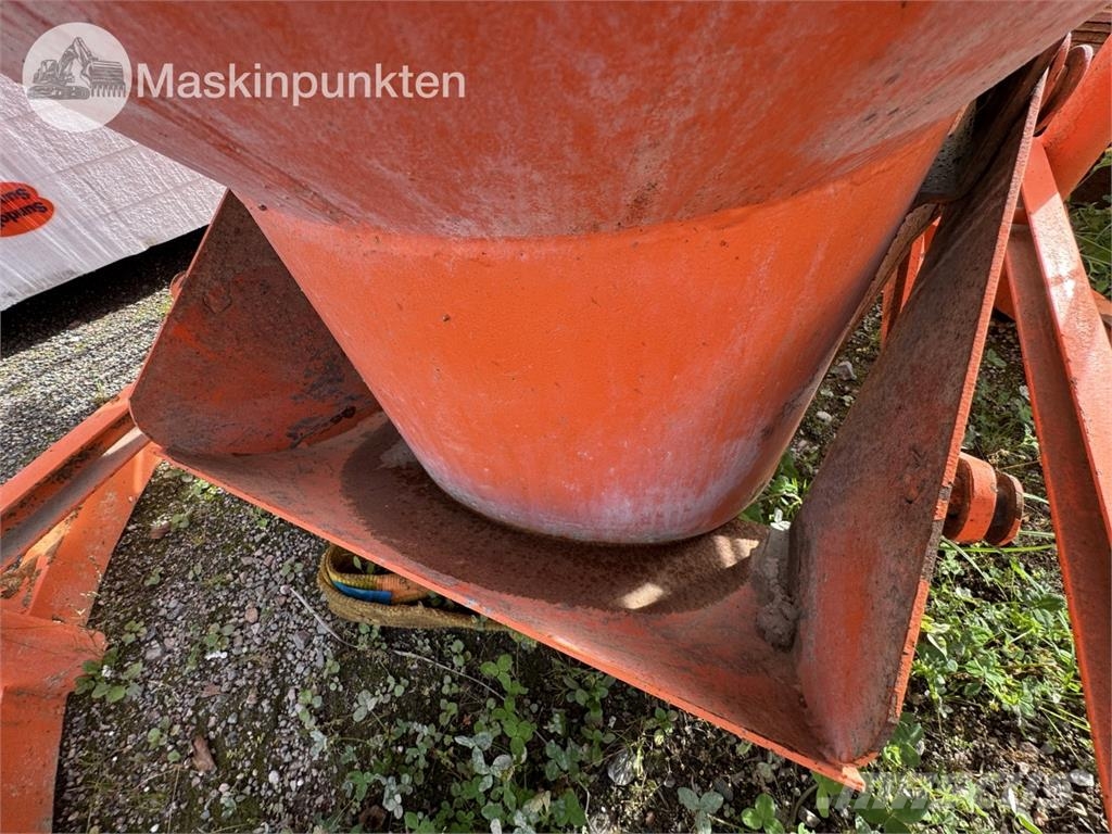 Eichinger Betongsilo 1013H.14 1500L Pavimentadoras de concreto