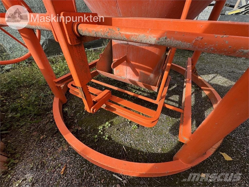 Eichinger Betongsilo 1013H.14 1500L Pavimentadoras de concreto