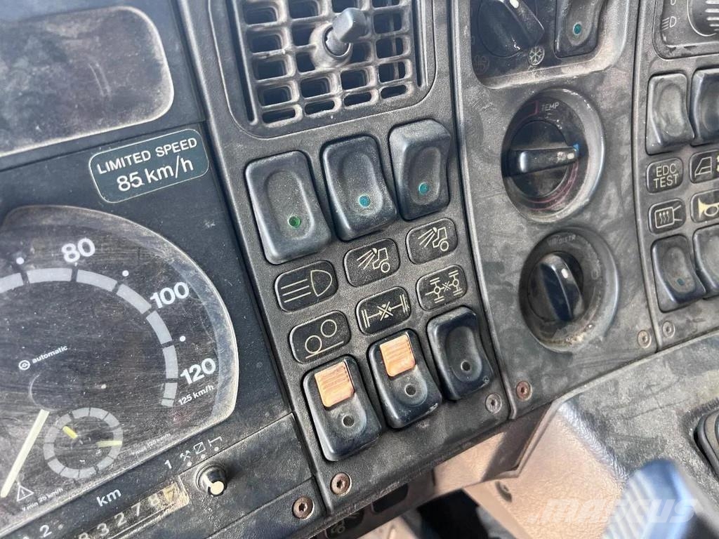 Scania R143-500 V8 6X4 - MANUAL GEARBOX Camiones de cama baja