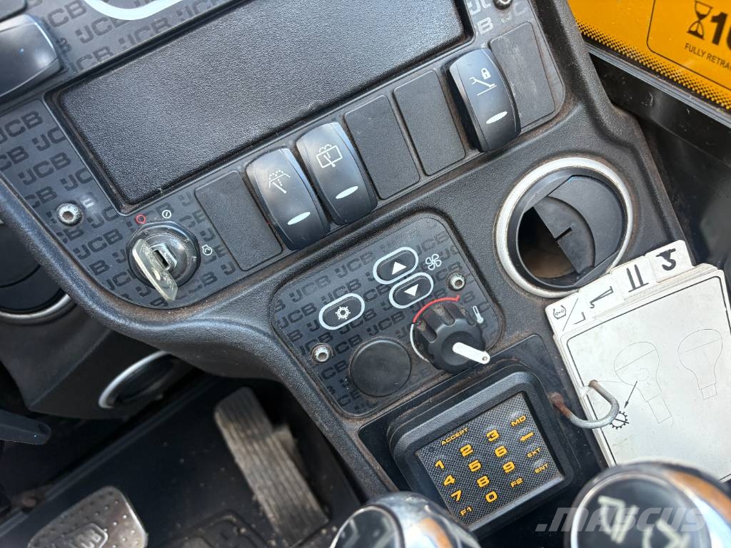 JCB 540-140 Teleszkópos rakodók