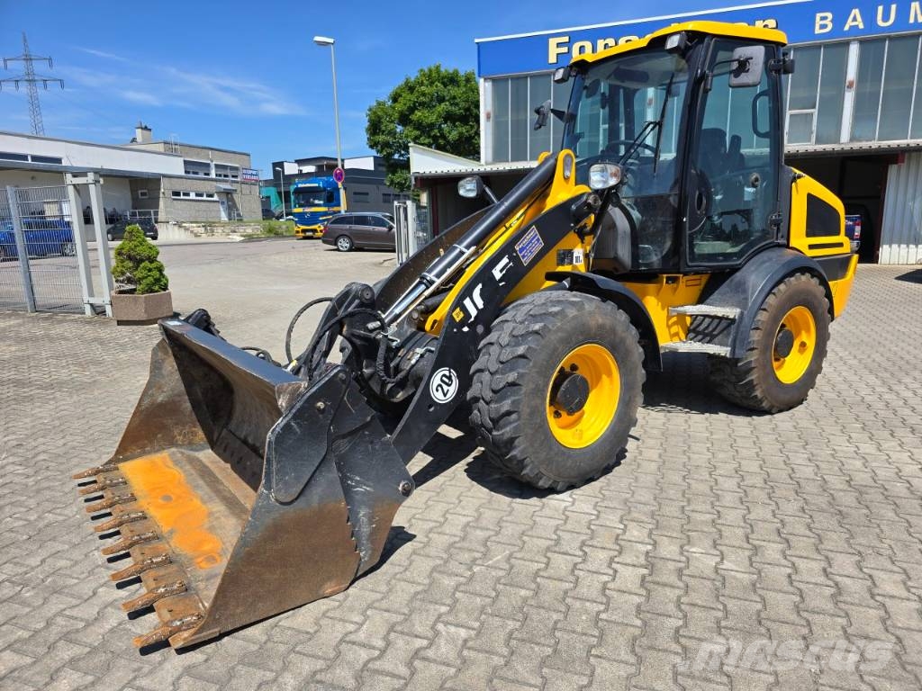 JCB 409SV Фронтальные погрузчики