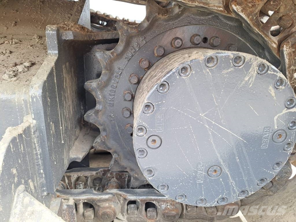 Doosan DX160LCH-5 METSÄMALLI KALLISTAJALLA Excavadoras sobre orugas