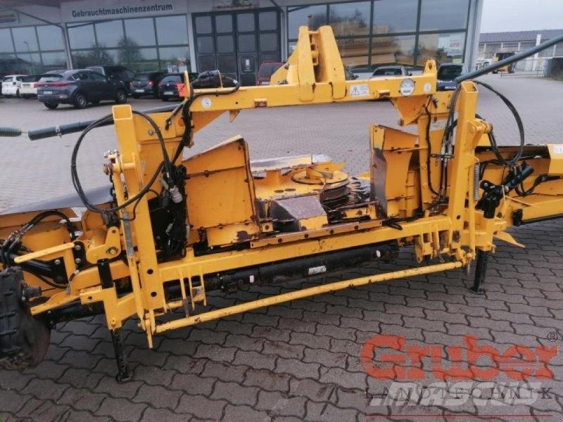 New Holland FIE 471 ملحقات الحصادات