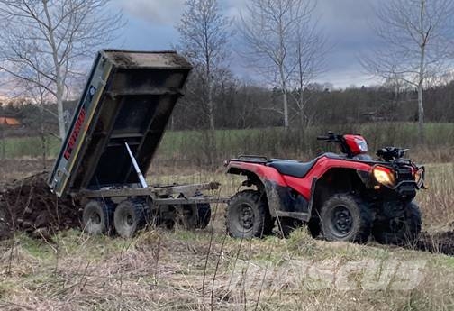 K vagnen Offroad trevägstipp ATV och Minigrävare Portaalsysteem oplegger