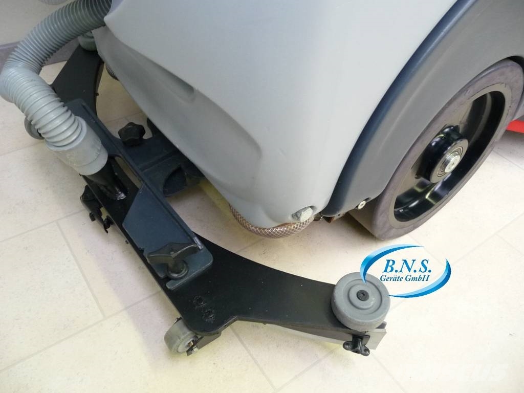 Nilfisk Scheuersaugmaschine BR 751 EDS 路面清掃機